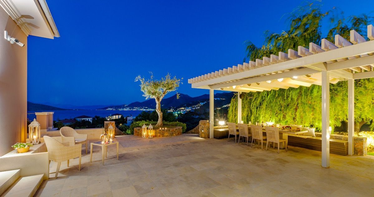 Panorama villa photo.